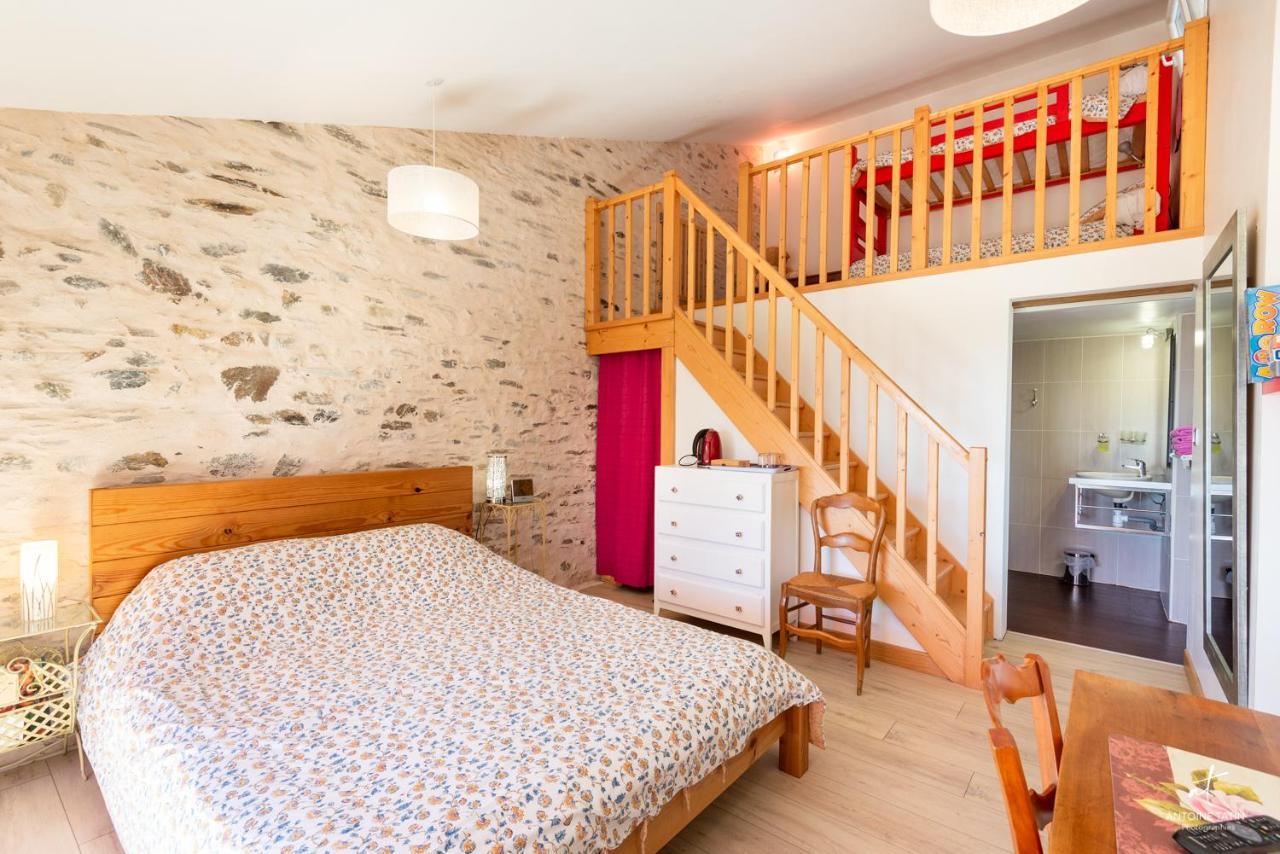 La Chevrerie Bed and Breakfast Vairé Exteriör bild